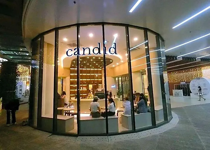 Hotel Maru Air 52f; Makati Sky View, 2 Double Beds 3*