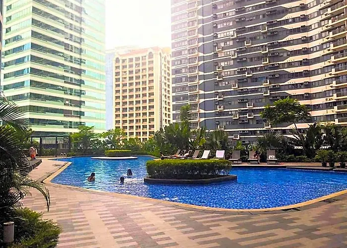 Maru Air 52f; Makati Sky View, 2 Double Beds Hotel 3*